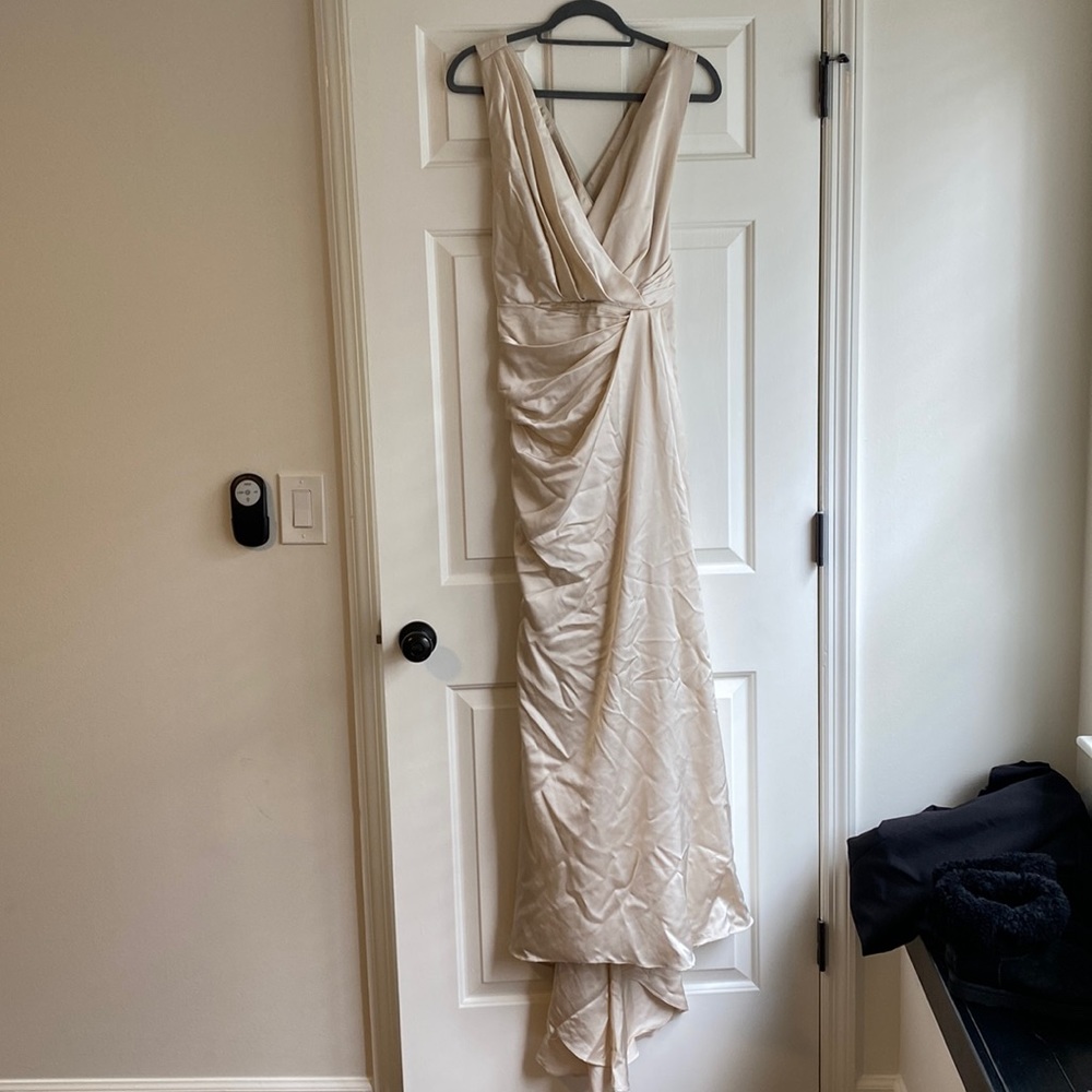 Fame & Partners champagne matte satin dress